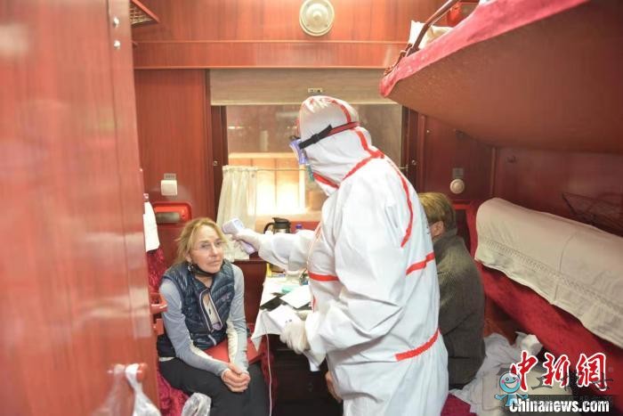 無(wú)人機(jī)喊話、蒙語(yǔ)科普……內(nèi)蒙古疫情防控有一套